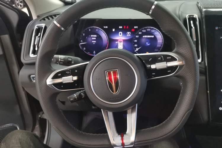 Used Hongqi HS3 2023 2.0T All-Wheel-Drive Youwei Version Steering Wheel