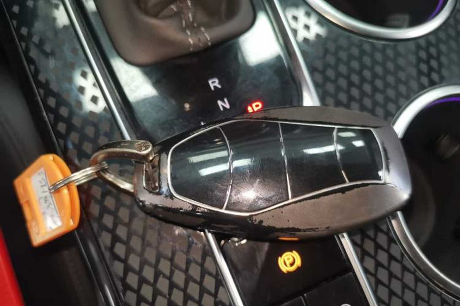 Used Hongqi HS3 2023 2.0T All-Wheel-Drive Youwei Version Vehicle Key