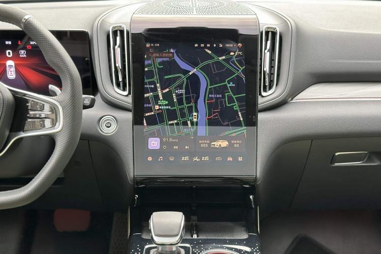 Used Hongqi HS3 2023 2.0T All-Wheel-Drive Youwei Version Audio And AC Panel