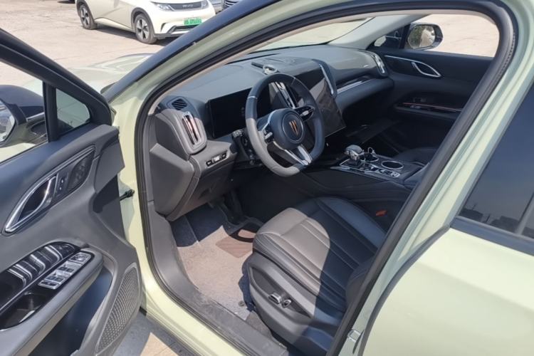Used Hongqi HS3 2023 1.5T Two-Wheel Drive Shanwei Edition Driver Seat