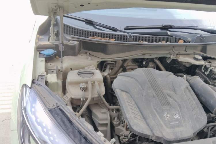 Used Hongqi HS3 2023 1.5T Two-Wheel Drive Shanwei Edition Engine Bay Right