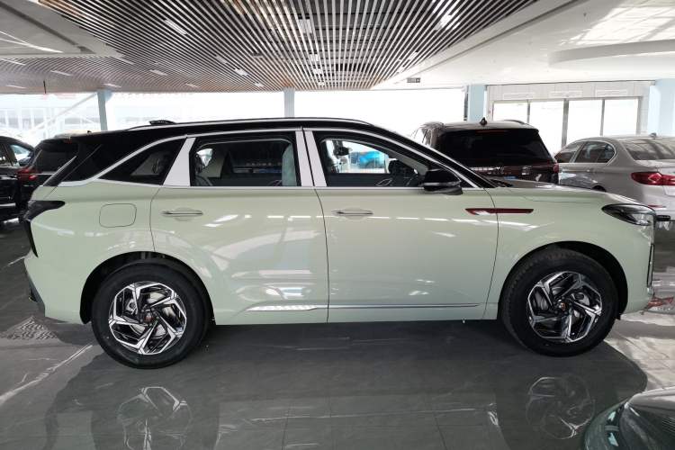 Used Hongqi HS3 2023 1.5T Two-Wheel Drive Shanwei Edition Exterior 2