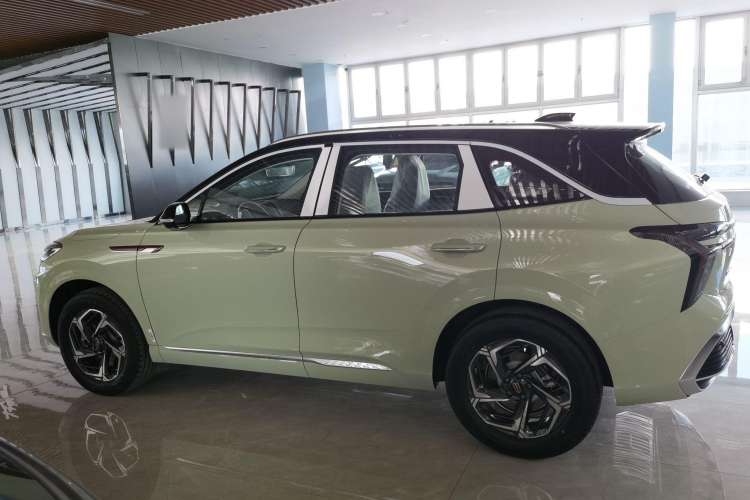 Used Hongqi HS3 2023 1.5T Two-Wheel Drive Shanwei Edition Exterior 5
