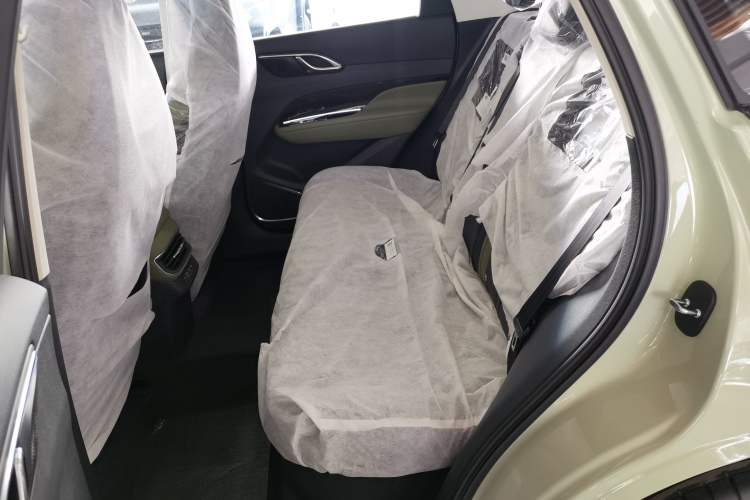 Used Hongqi HS3 2023 1.5T Two-Wheel Drive Shanwei Edition Interior 1