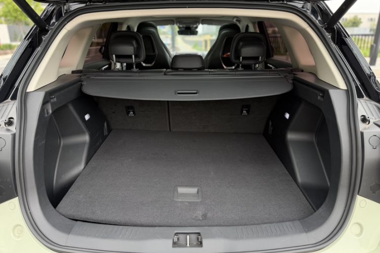 Used Hongqi HS3 2023 1.5T Two-Wheel Drive Shanwei Edition Interior 8