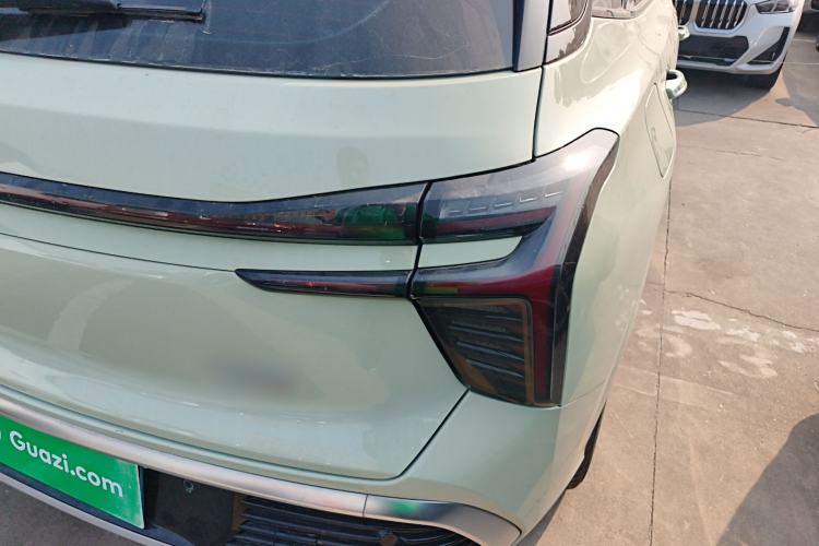 Used Hongqi HS3 2023 1.5T Two-Wheel Drive Shanwei Edition Right Rear Taillight