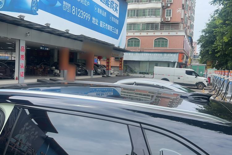Used Hongqi HS3 2023 1.5T Two-Wheel Drive Shanwei Edition Roof