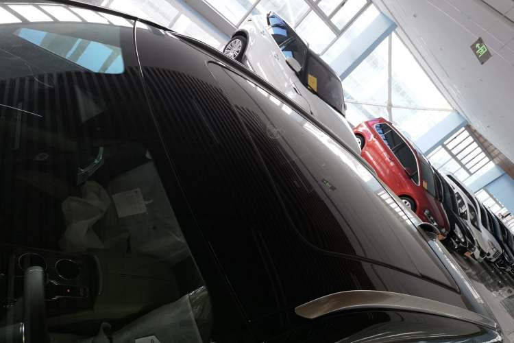 Used Hongqi HS3 2023 1.5T Two-Wheel Drive Shanwei Edition Roof