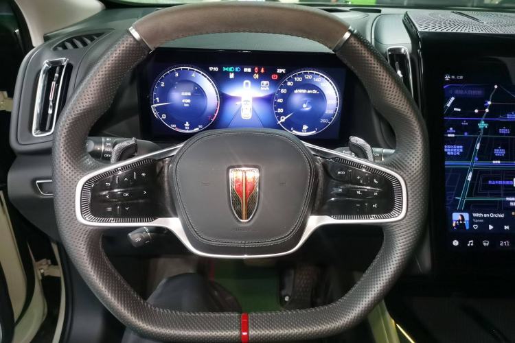 Used Hongqi HS3 2023 2.0T All-Wheel-Drive Youwei Version Steering Wheel