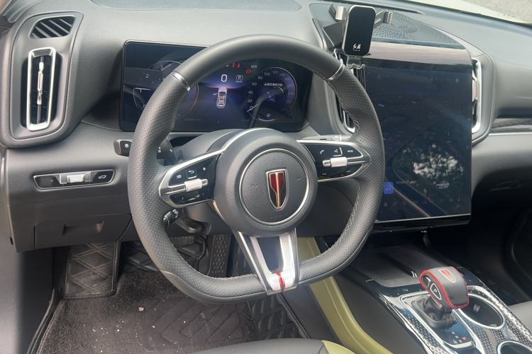 Used Hongqi HS3 2023 1.5T Two-Wheel Drive Shanwei Edition Steering Wheel