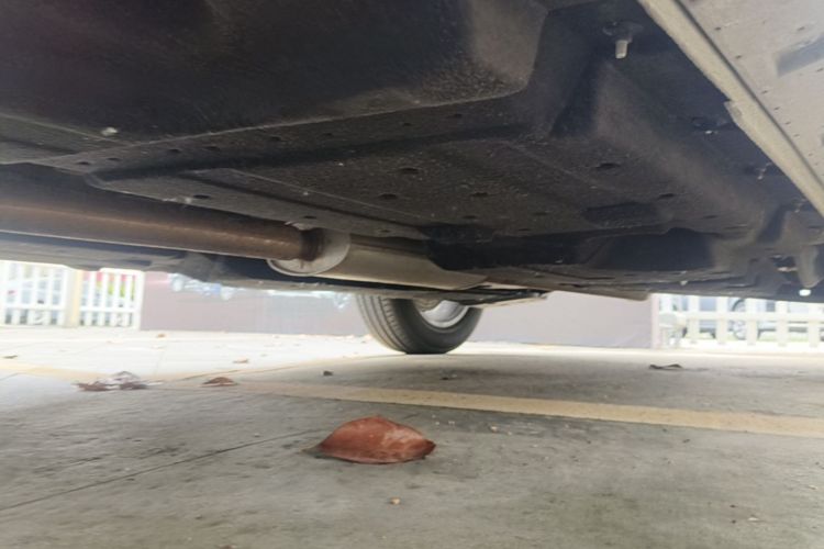 Used Hongqi HS3 2023 1.5T Two-Wheel Drive Shanwei Edition Chassis Front Left