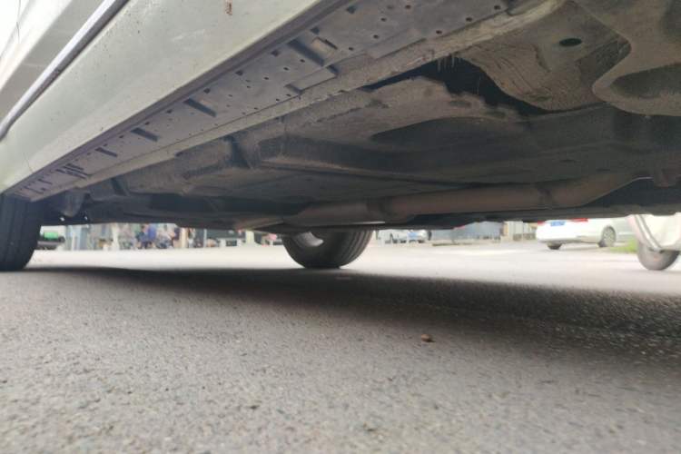 Used Hongqi HS3 2023 1.5T Two-Wheel Drive Shanwei Edition Chassis Front Right