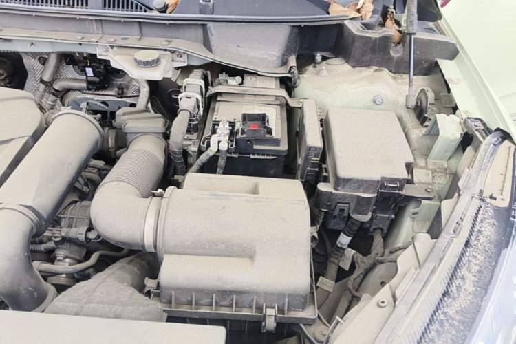 Used Hongqi HS3 2023 1.5T Two-Wheel Drive Shanwei Edition Engine Bay Left