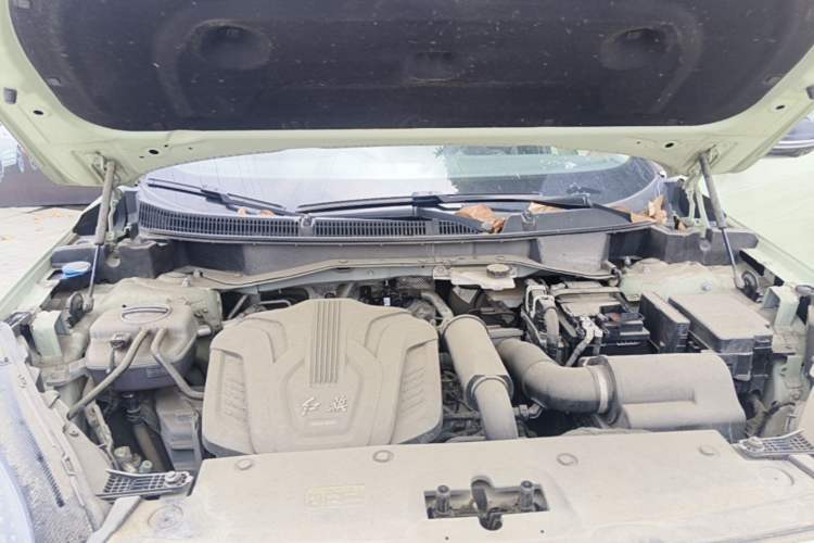 Used Hongqi HS3 2023 1.5T Two-Wheel Drive Shanwei Edition Engine Bay
