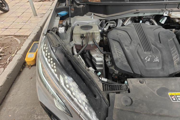 Used Hongqi HS3 2023 1.5T Two-Wheel Drive Shanwei Edition Engine Bay Right