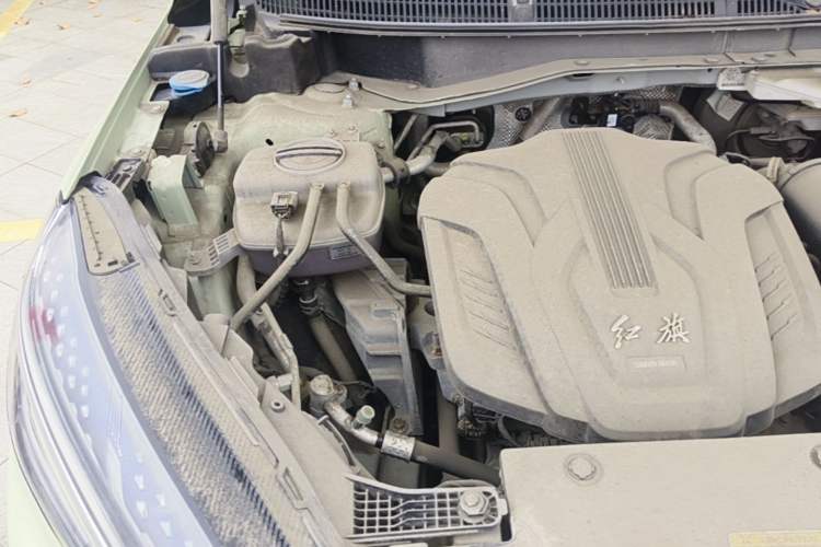 Used Hongqi HS3 2023 1.5T Two-Wheel Drive Shanwei Edition Engine Bay Right