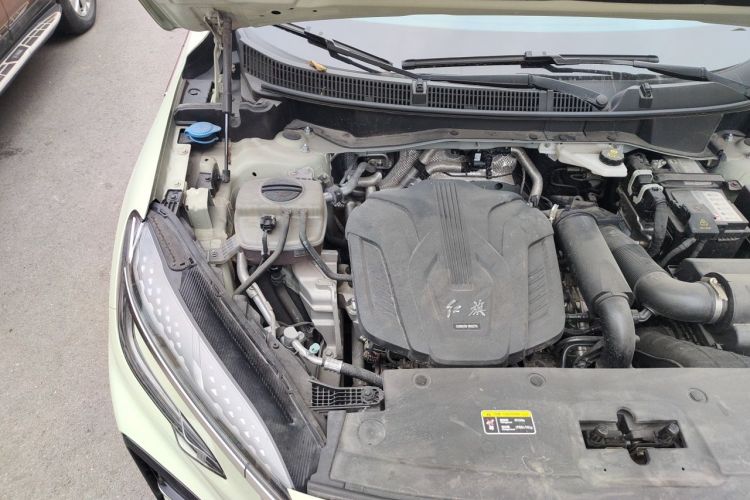 Used Hongqi HS3 2023 1.5T Two-Wheel Drive Shanwei Edition Engine Bay Right