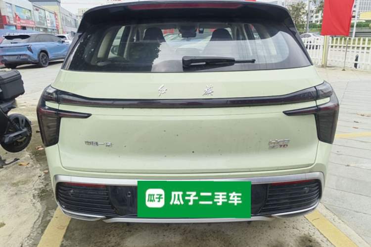 Used Hongqi HS3 2023 1.5T Two-Wheel Drive Shanwei Edition Rear