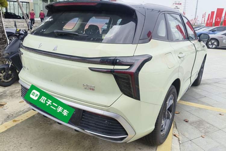 Used Hongqi HS3 2023 1.5T Two-Wheel Drive Shanwei Edition Rear Right 45 Deg