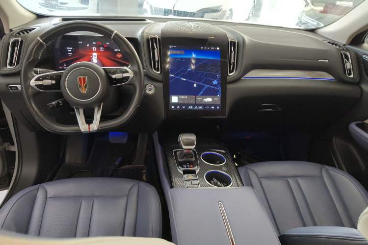 Used Hongqi HS3 2023 2.0T All-Wheel-Drive Youwei Version Center Console