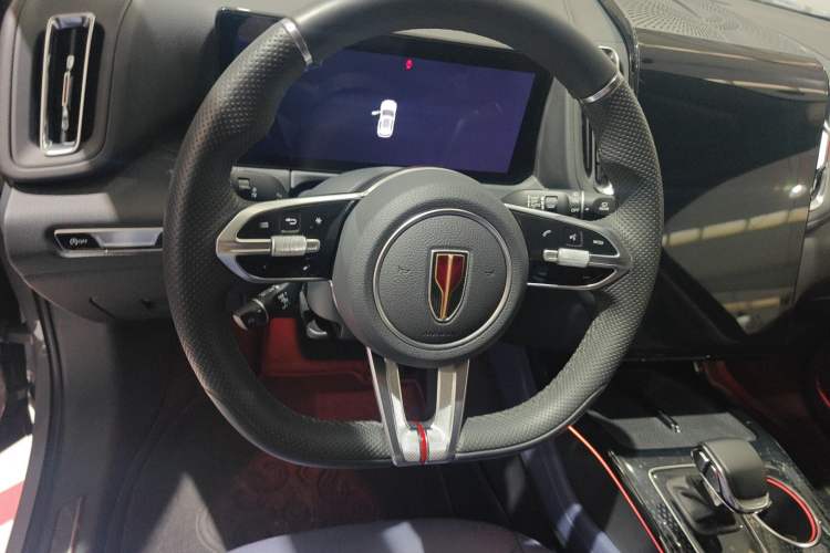 Used Hongqi HS3 2023 2.0T All-Wheel-Drive Youwei Version Interior 3