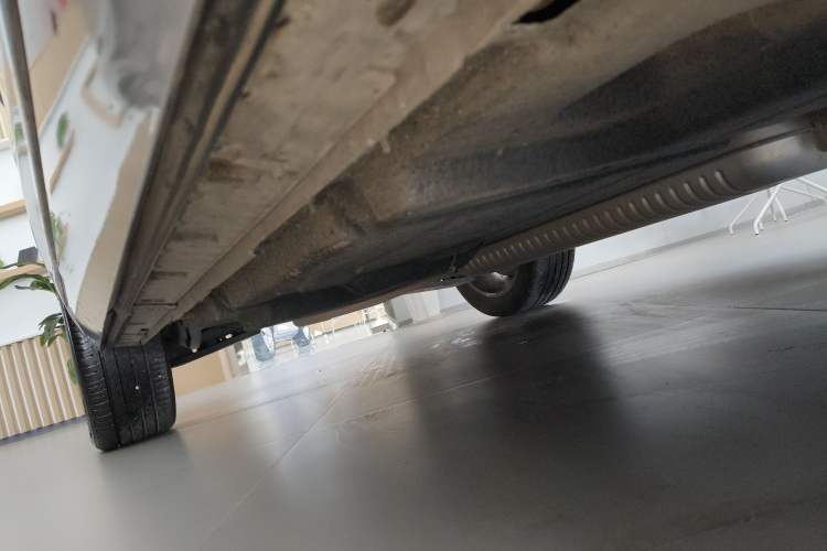 Used Hongqi HS3 2023 2.0T All-Wheel-Drive Youwei Version Right Side Sill