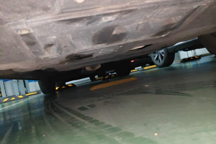 Used Hongqi HS3 2023 1.5T Two-Wheel Drive Shanwei Edition Chassis Front