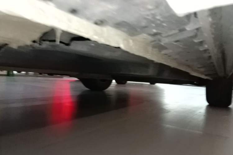 Used Hongqi HS3 2023 1.5T Two-Wheel Drive Shanwei Edition Chassis Front Left