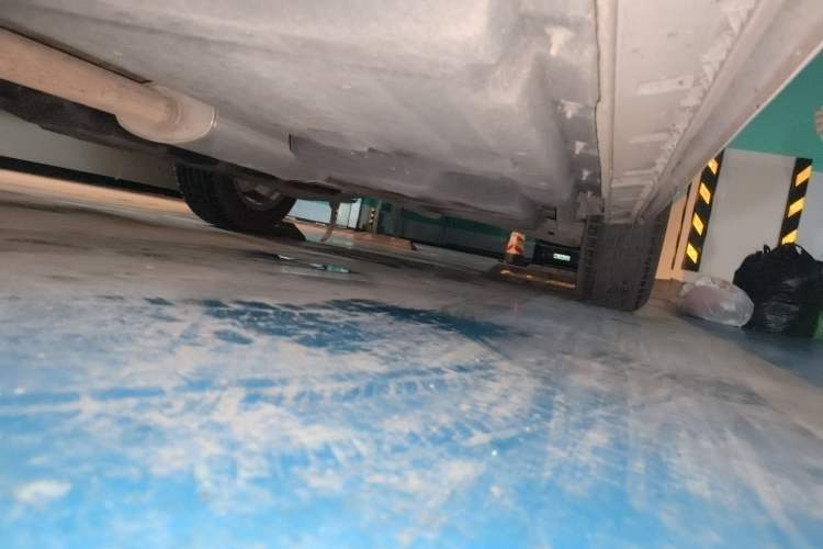 Used Hongqi HS3 2023 1.5T Two-Wheel Drive Shanwei Edition Chassis Front Left