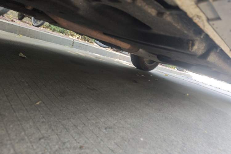 Used Hongqi HS3 2023 1.5T Two-Wheel Drive Shanwei Edition Chassis Front Left