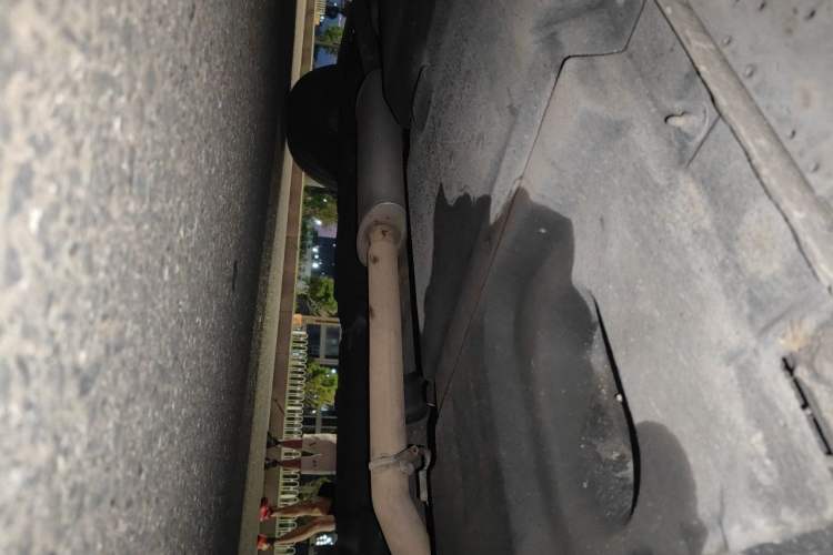 Used Hongqi HS3 2023 1.5T Two-Wheel Drive Shanwei Edition Chassis Front Right