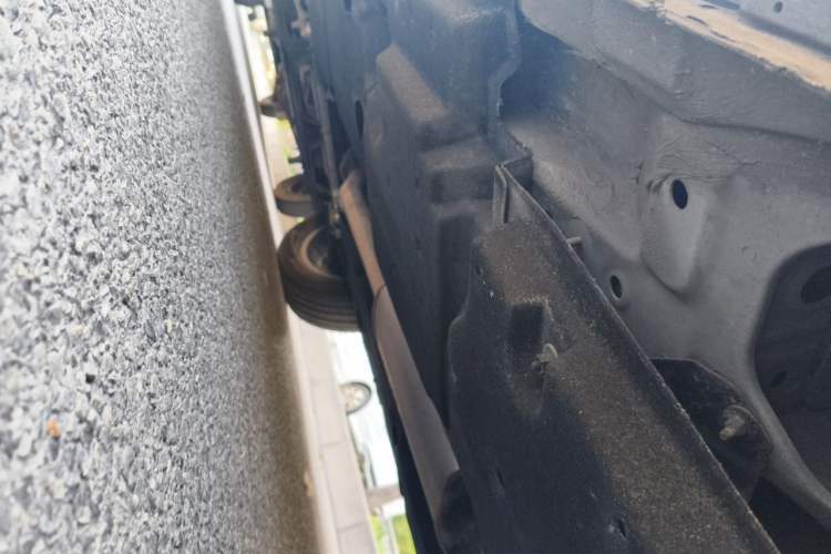 Used Hongqi HS3 2023 1.5T Two-Wheel Drive Shanwei Edition Chassis Rear Left