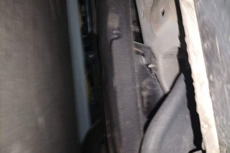 Used Hongqi HS3 2023 1.5T Two-Wheel Drive Shanwei Edition Chassis Rear Left