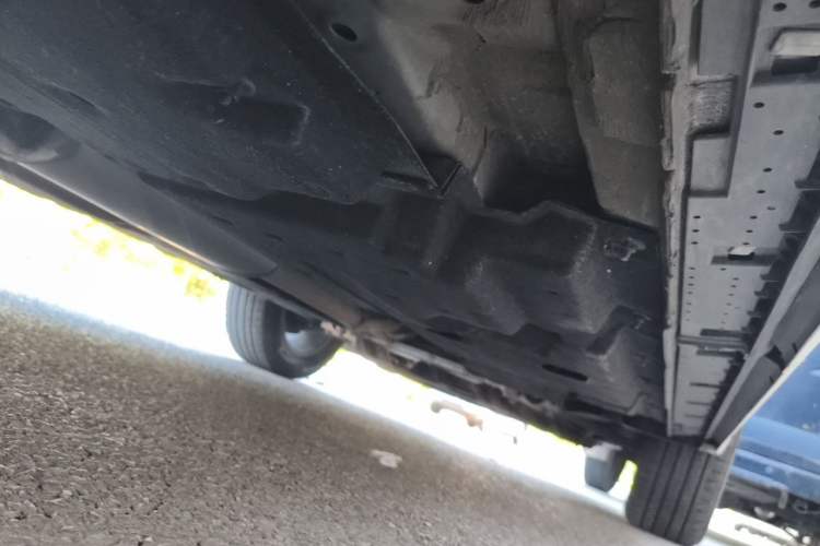 Used Hongqi HS3 2023 1.5T Two-Wheel Drive Shanwei Edition Chassis Rear Right