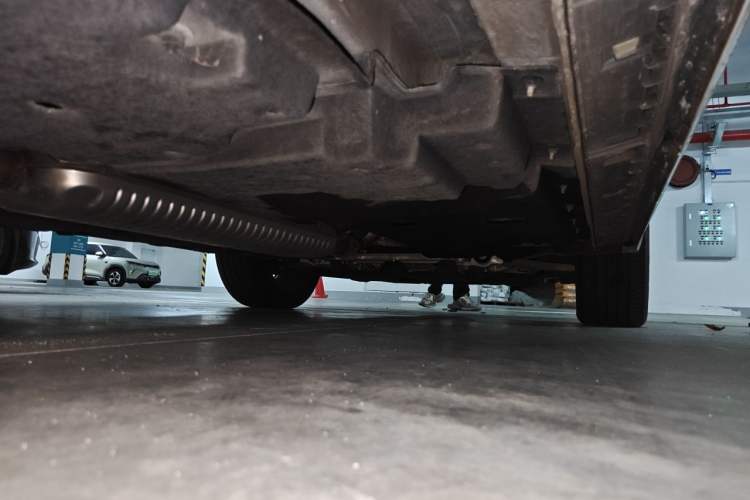 Used Hongqi HS3 2023 2.0T Two-Wheel Drive Available Version Chassis Rear Right