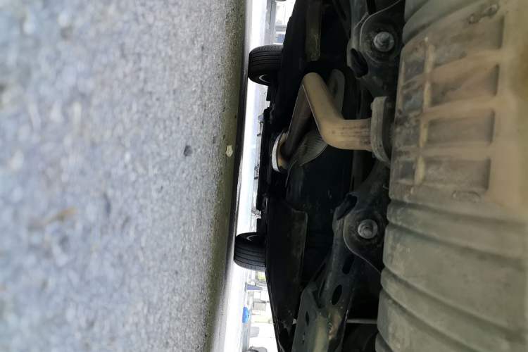 Used Hongqi HS3 2023 1.5T Two-Wheel Drive Shanwei Edition Chassis Rear