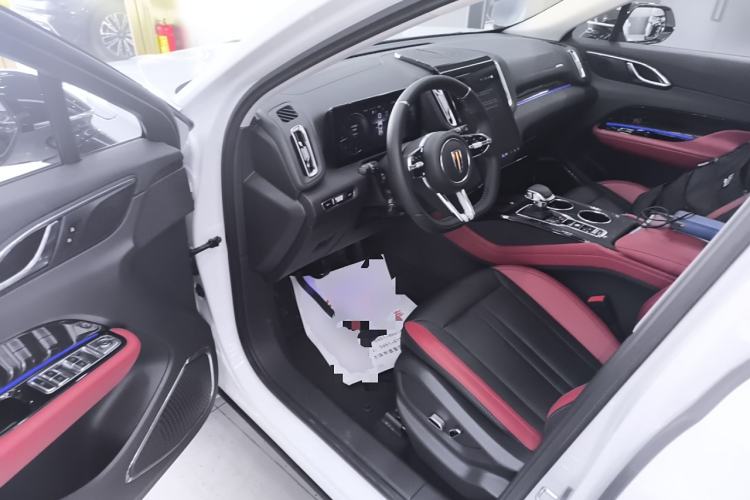 Used Hongqi HS3 2023 1.5T Two-Wheel Drive Shanwei Edition Driver Seat