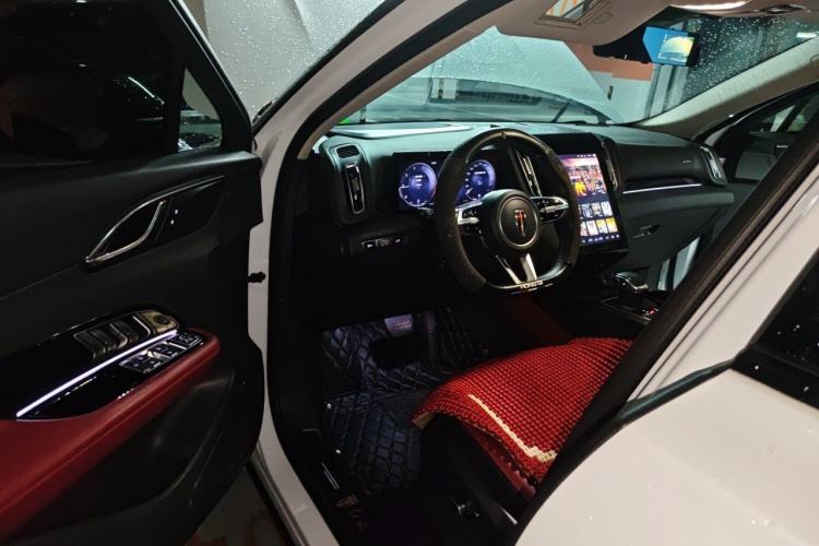 Used Hongqi HS3 2023 1.5T Two-Wheel Drive Shanwei Edition Driver Seat