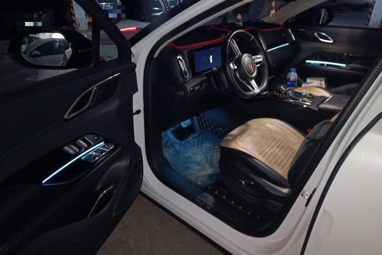Used Hongqi HS3 2023 1.5T Two-Wheel Drive Shanwei Edition Driver Seat