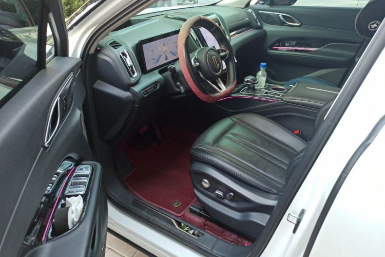 Used Hongqi HS3 2023 2.0T All-Wheel-Drive Youwei Version Driver Seat