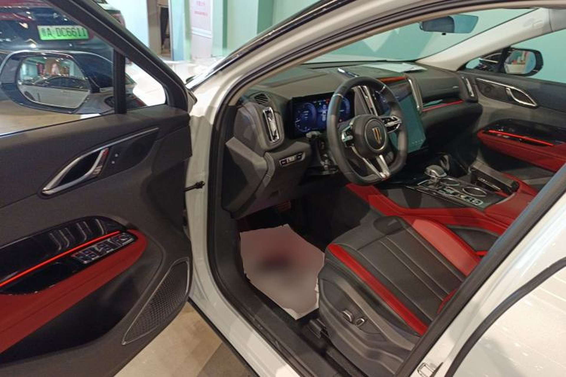 Used Hongqi HS3 2023 1.5T Two-Wheel Drive Shanwei Edition Driver Seat