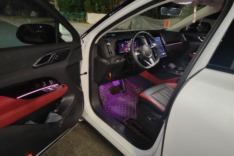 Used Hongqi HS3 2023 1.5T Two-Wheel Drive Shanwei Edition Driver Seat