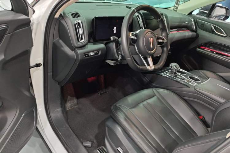 Used Hongqi HS3 2023 1.5T Two-Wheel Drive Shanwei Edition Driver Seat