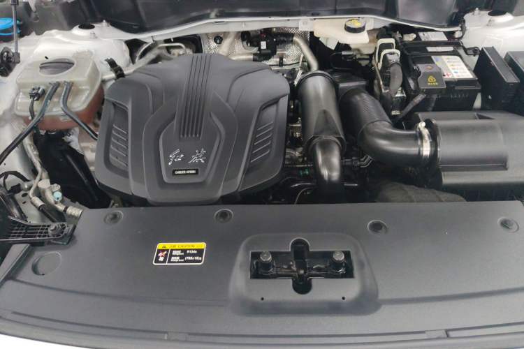 Used Hongqi HS3 2023 1.5T Two-Wheel Drive Shanwei Edition Engine Bay
