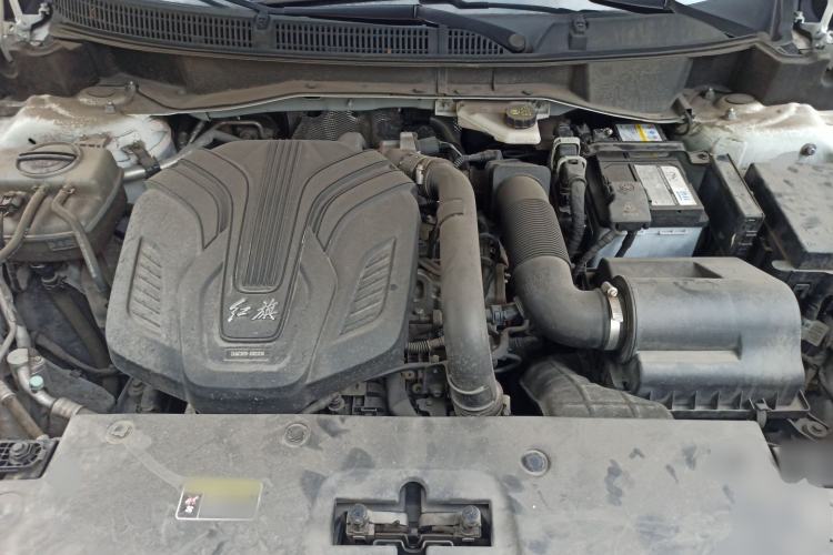 Used Hongqi HS3 2023 2.0T All-Wheel-Drive Youwei Version Engine Bay