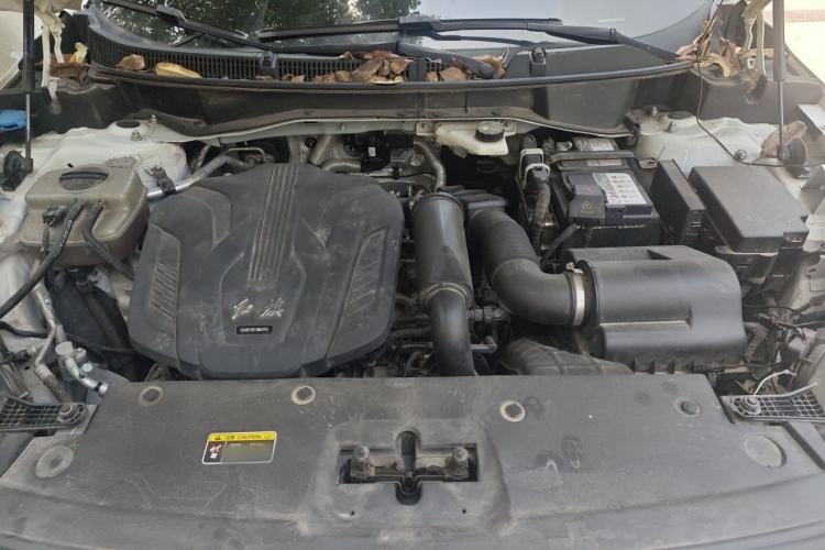Used Hongqi HS3 2023 1.5T Two-Wheel Drive Shanwei Edition Engine Bay