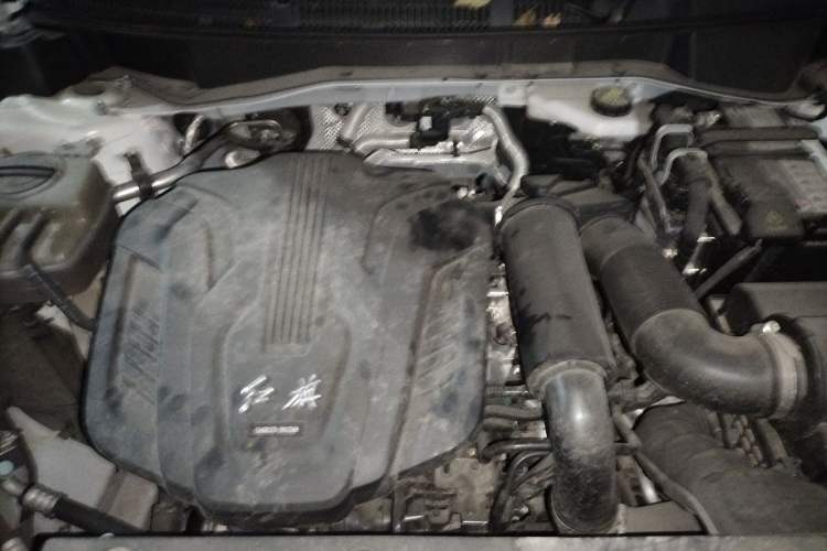 Used Hongqi HS3 2023 1.5T Two-Wheel Drive Shanwei Edition Engine Bay