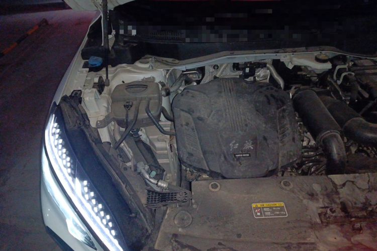 Used Hongqi HS3 2023 1.5T Two-Wheel Drive Shanwei Edition Engine Bay Right