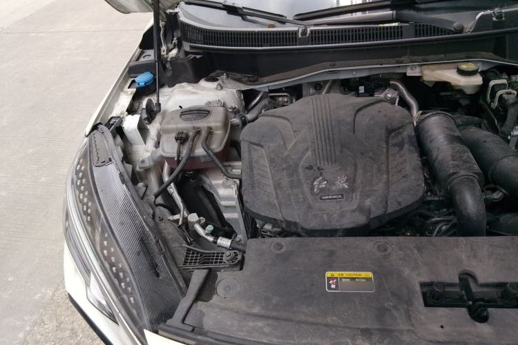 Used Hongqi HS3 2023 1.5T Two-Wheel Drive Shanwei Edition Engine Bay Right