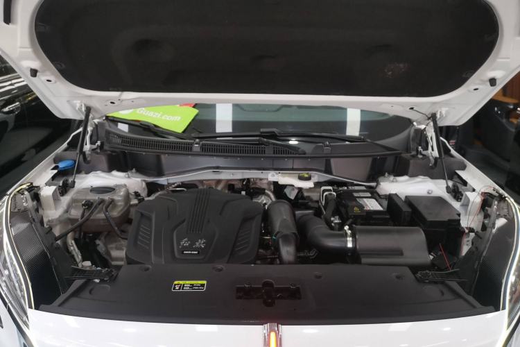 Used Hongqi HS3 2023 1.5T Two-Wheel Drive Shanwei Edition Engine Bay